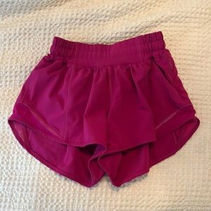 Lulu Lemon Shorts Size 0 Hotty Hot 2.5